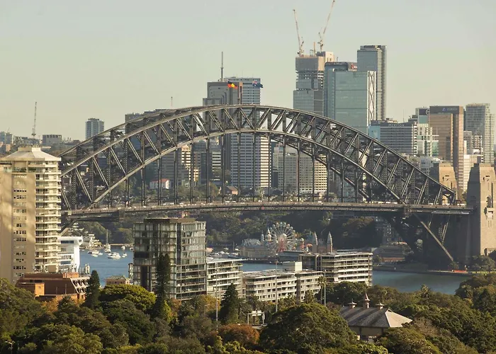 Sydney Boulevard