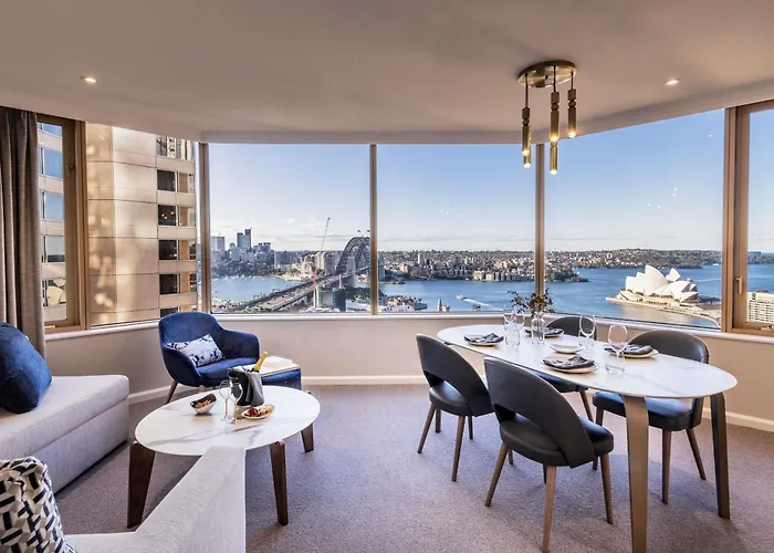 Sebel Quay West Suites